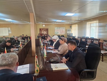 Баргузории ҷаласа дар самти муқовимат бо коррупсия ва сабабу омилҳои рух додани он