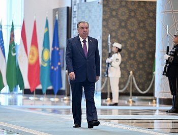 Иштирок дар Ҳамоиши Осиёи Марказӣ ва Иттиҳоди Аврупо