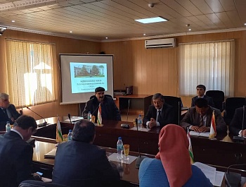 Баргузории маҷлиси тантанавӣ бахшида ба Рӯзи Парчами давлатии Ҷумҳурии Тоҷикистон