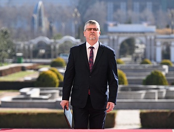 Қабули эътимоднома аз сафирони нав